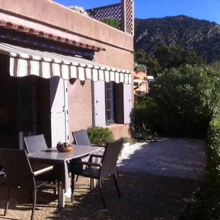 Holiday home Maison Le Lavandou, 3 Pieces, 6 Personnes - Fr-1-251-485
